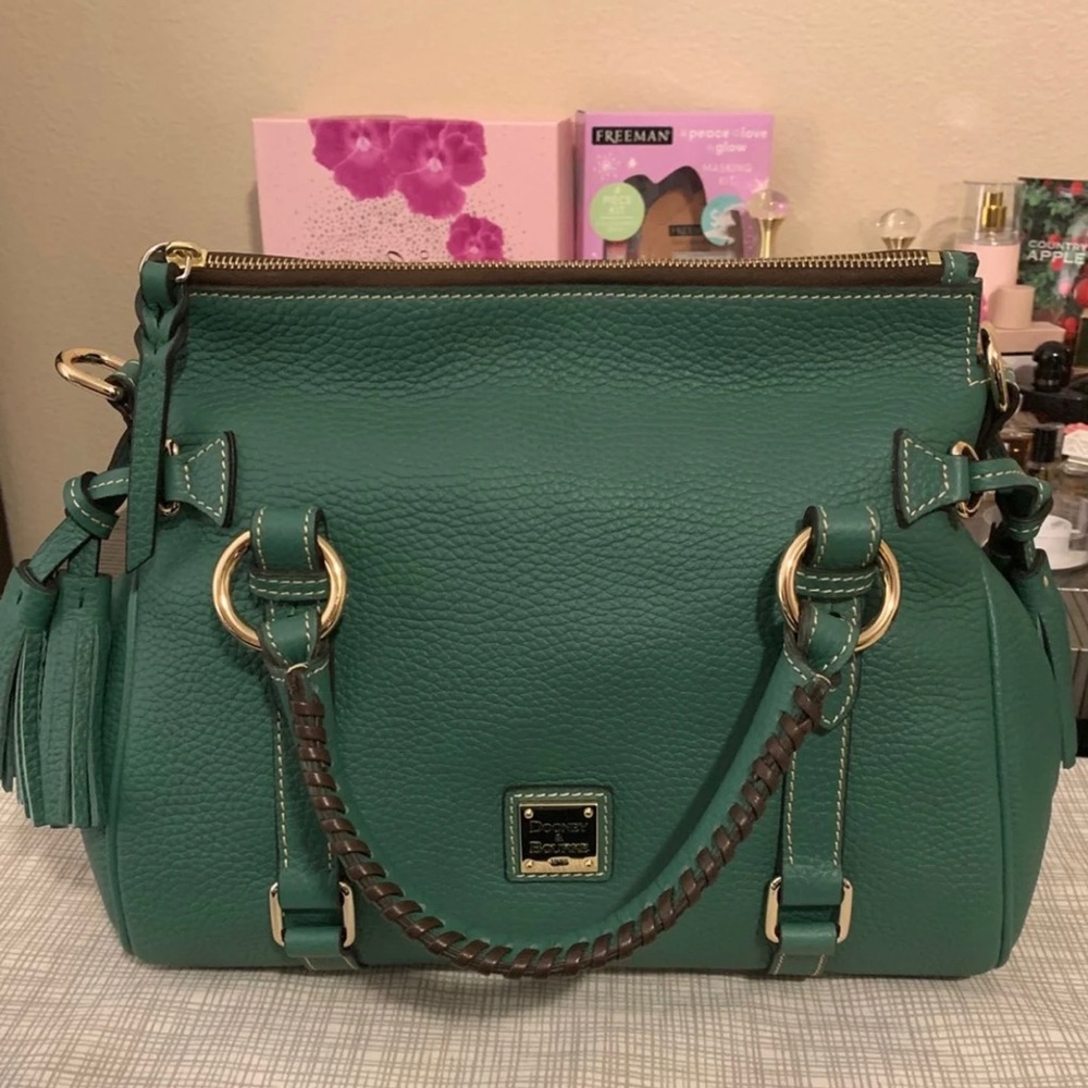 NWT Dooney and bourke Emerald Satchel - Picture 2 of 5
